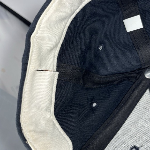 Vintage Cleveland Indians Roman Fitted 7 1/4 Hat Cap MLB Guardians Old Logo - Picture 8 of 11